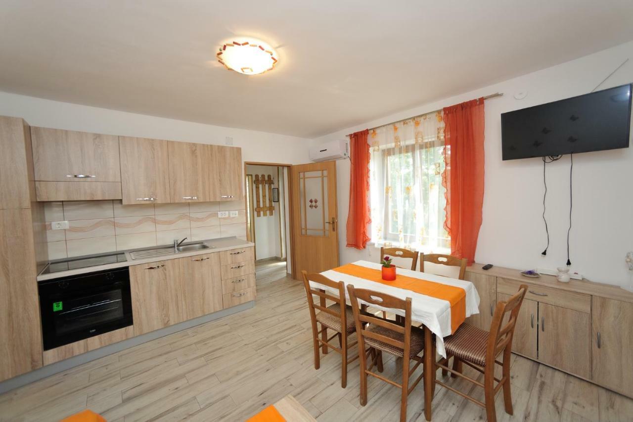 Apartman Svilno Rijeka Exterior foto
